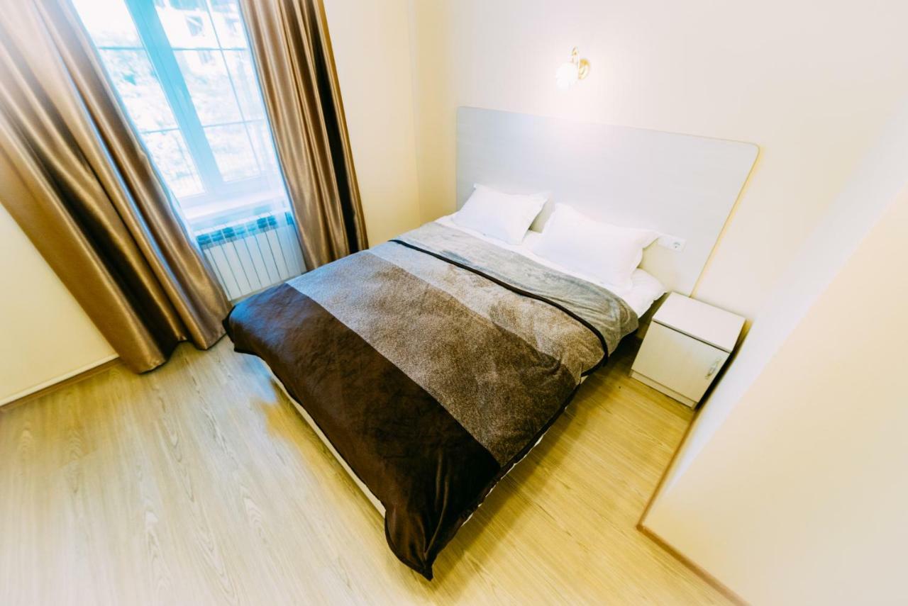 224 Hotel Алма Ата Екстериор снимка