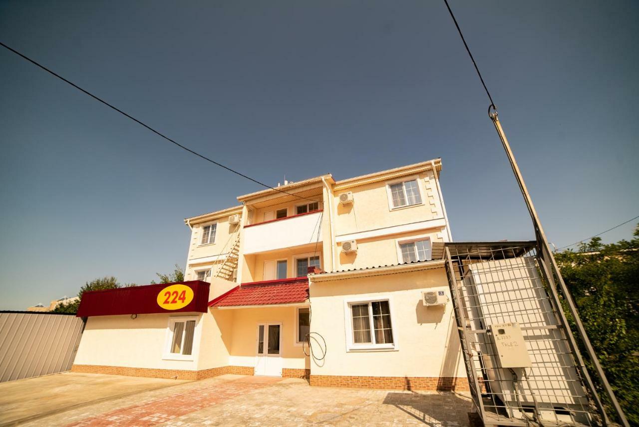 224 Hotel Алма Ата Екстериор снимка