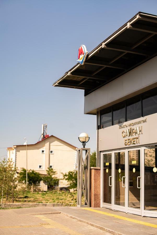 224 Hotel Алма Ата Екстериор снимка