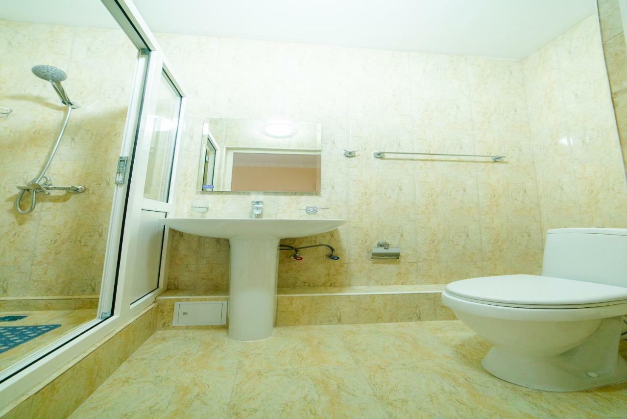 224 Hotel Алма Ата Екстериор снимка
